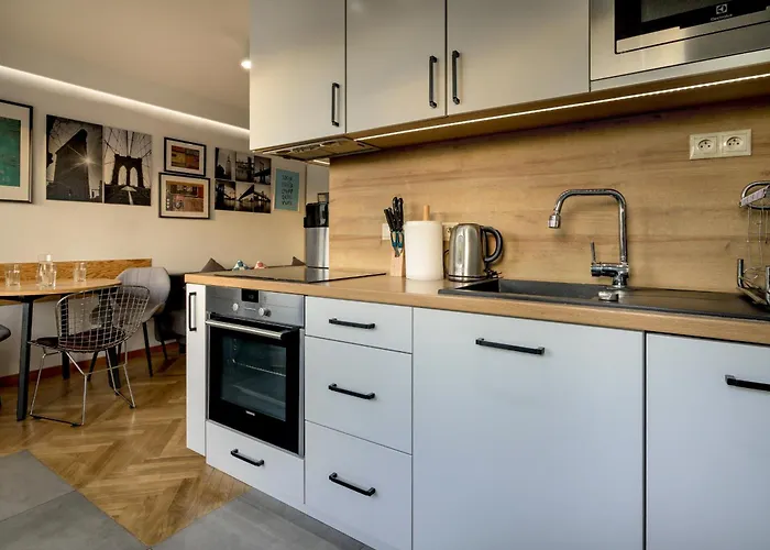 Rentplanet - Plac Nowy Targ Lägenhet Wrocław