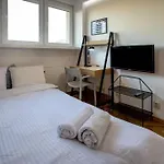 Rentplanet - Plac Nowy Targ Wrocław
