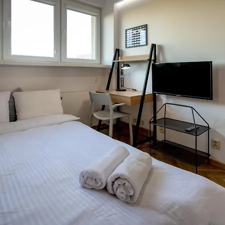 Rentplanet - Plac Nowy Targ Breslavia