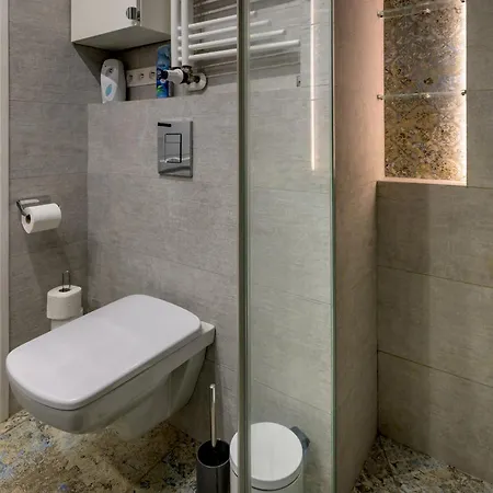 Rentplanet - Plac Nowy Targ